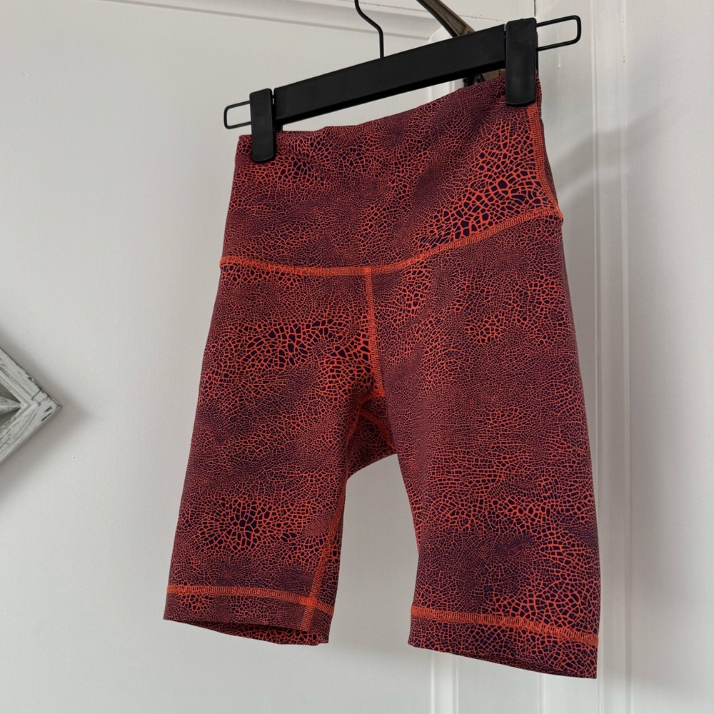 SOLD: 🍋LULULEMON Wunder Train Bike Shorts